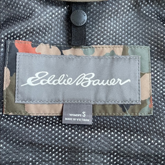 Eddie Baur Packable Camouflage Rainfoil Jacket, Small - Picture 6 of 13